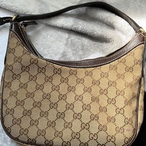 Gucci Real Purse with serial numbers only wear once! Just like new, without tags